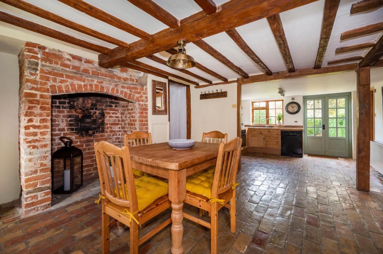 Buttercup Cottage,