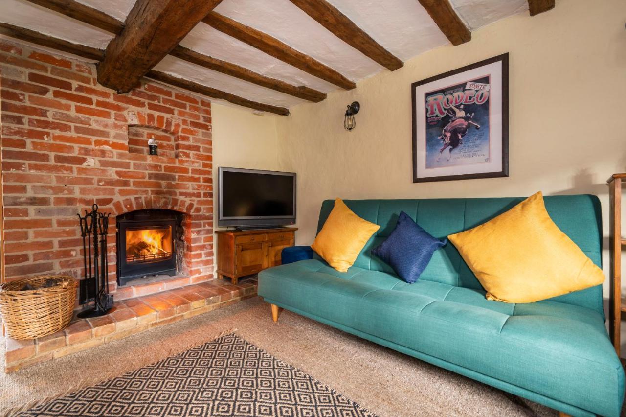Buttercup Cottage, Holiday home